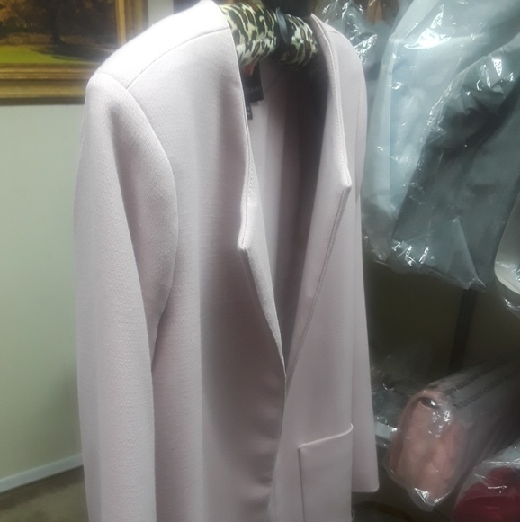 Just in 🆕️6 HOURS PRICE DROP Dusty Pink Fall Coat - Picture 5 of 7